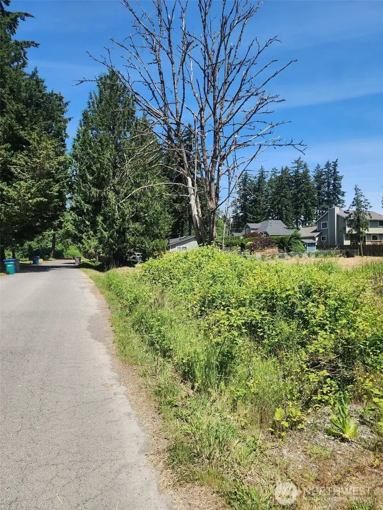 376 47th Avenue S Auburn WA 98001