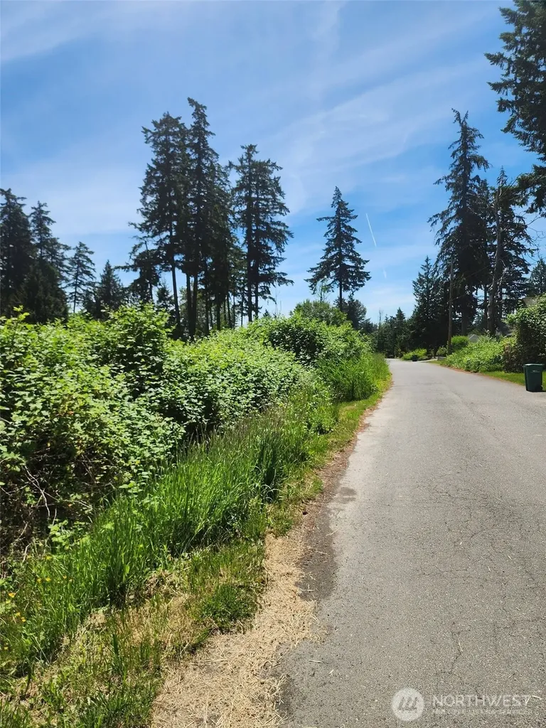 376 47th Avenue S Auburn WA 98001