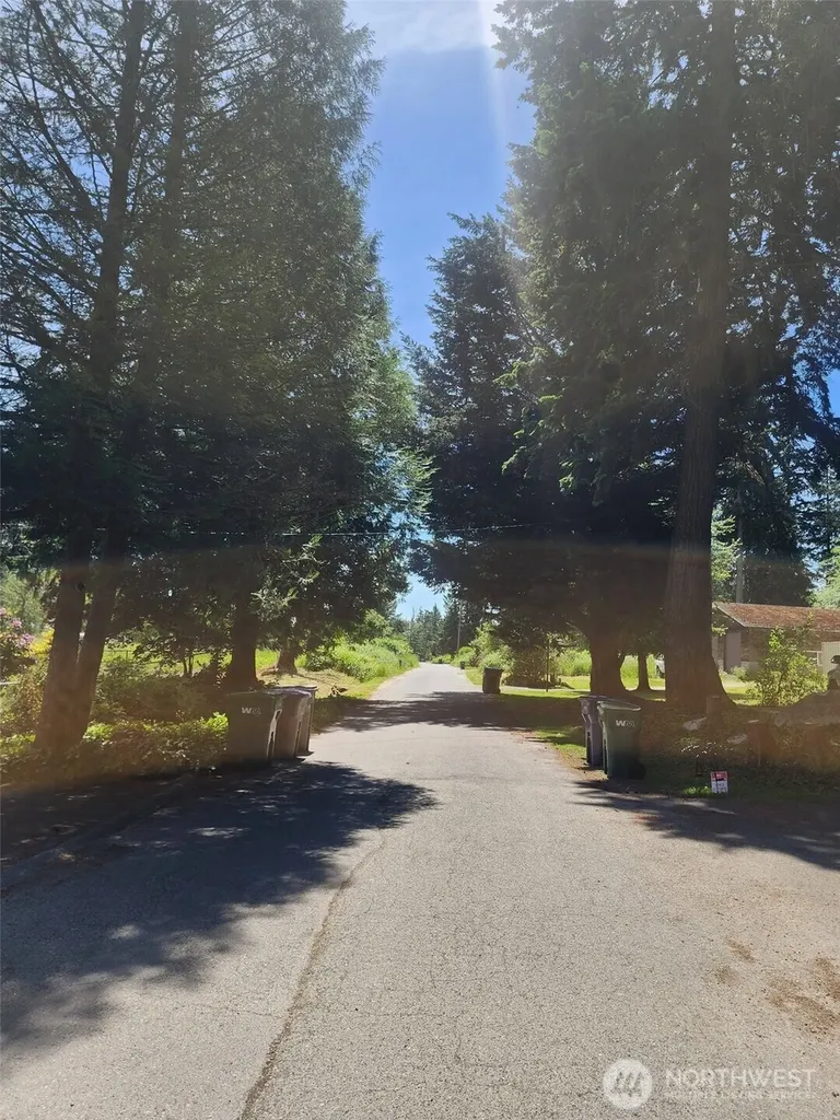 376 47th Avenue S Auburn WA 98001
