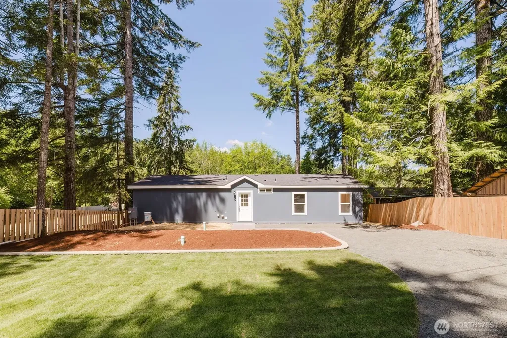 401 E Trails End Drive Belfair WA 98528