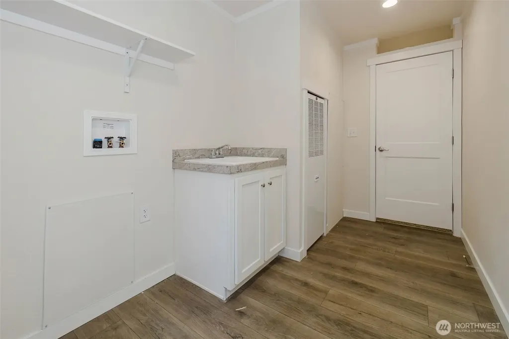 401 E Trails End Drive Belfair WA 98528