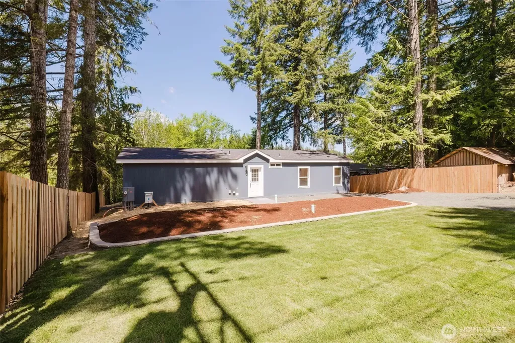 401 E Trails End Drive Belfair WA 98528