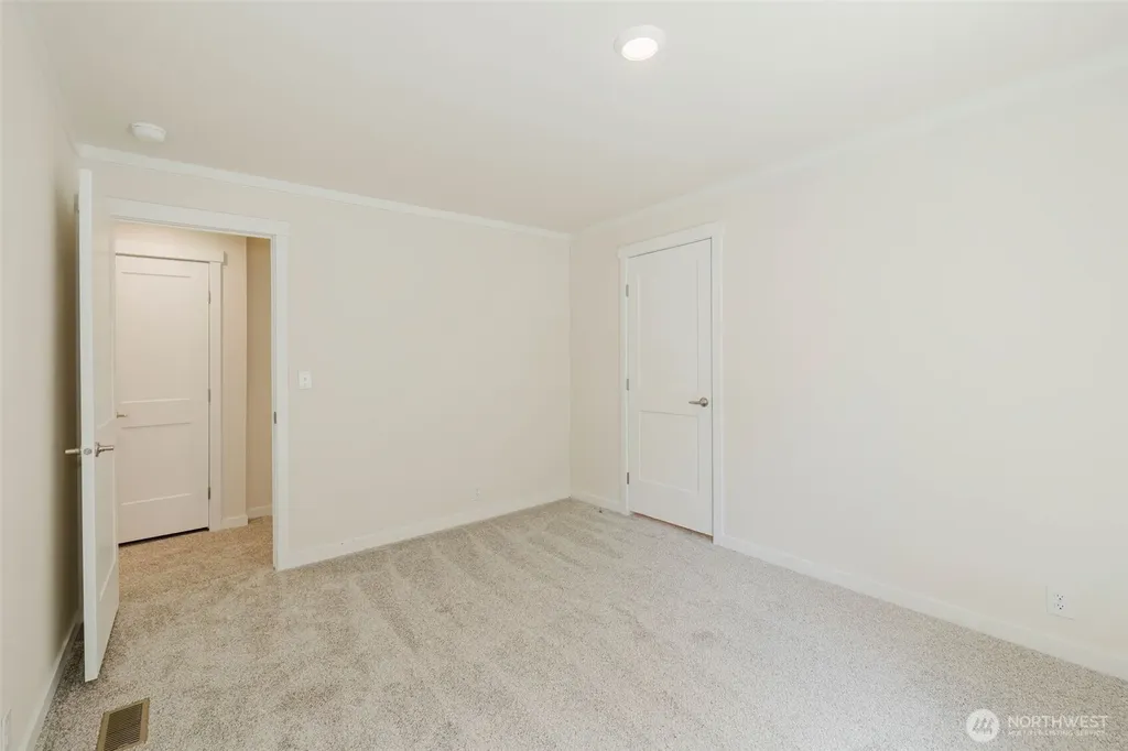 401 E Trails End Drive Belfair WA 98528