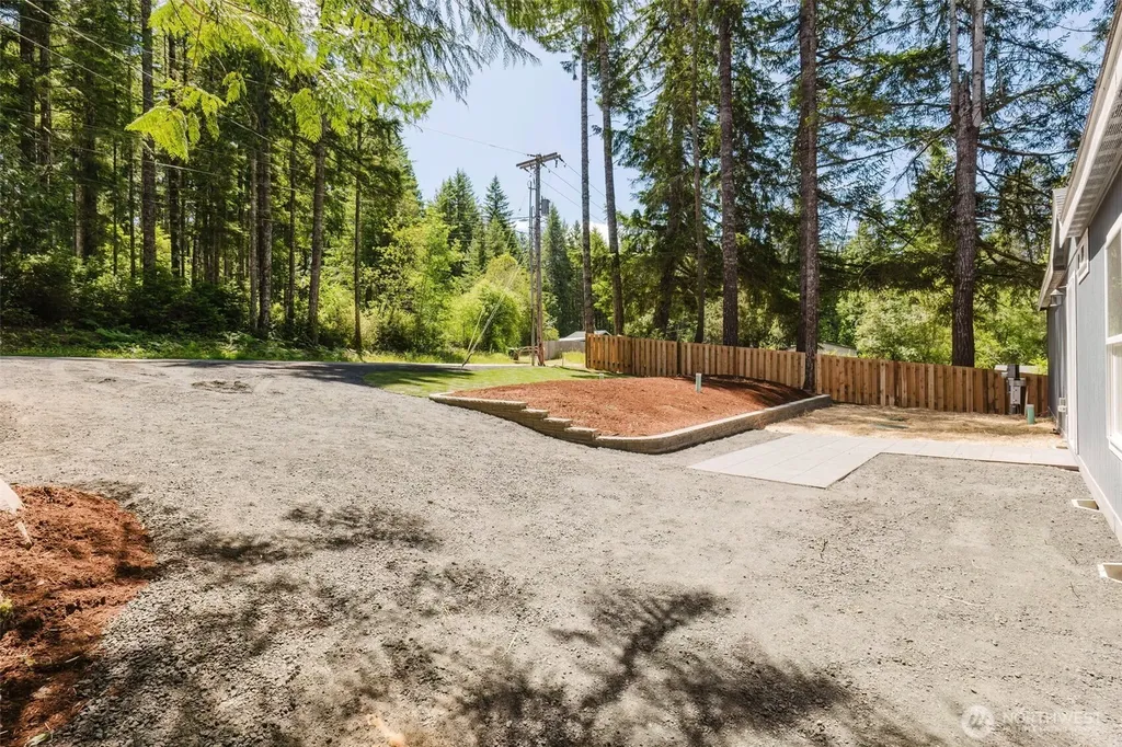 401 E Trails End Drive Belfair WA 98528