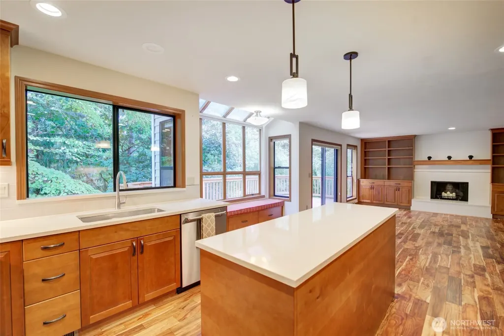 3620 169th Avenue NE Bellevue WA 98008
