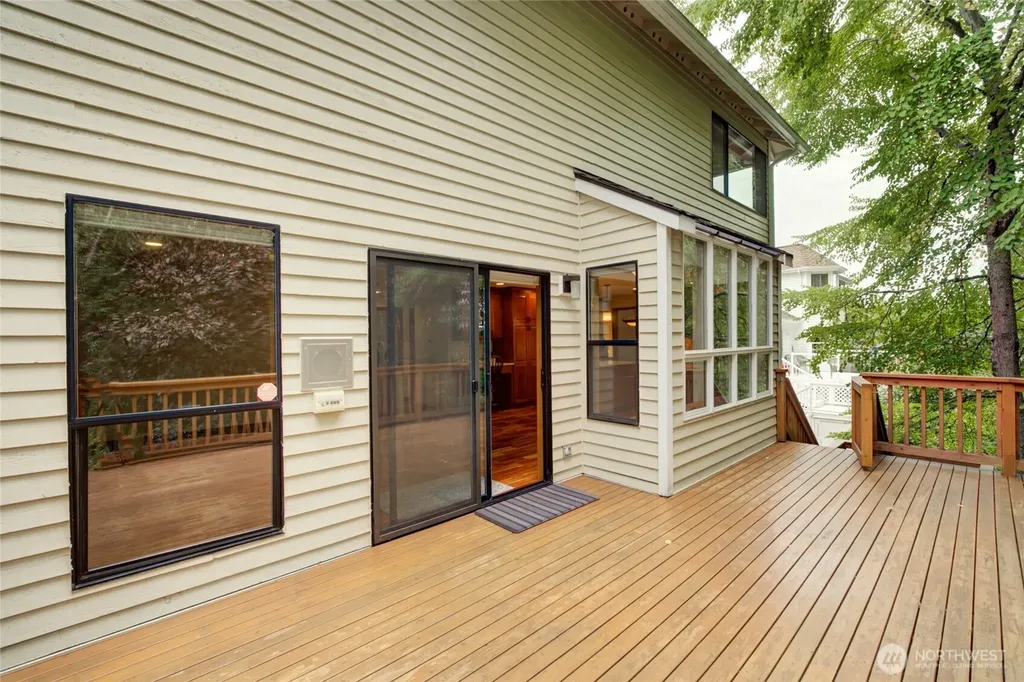 3620 169th Avenue NE Bellevue WA 98008