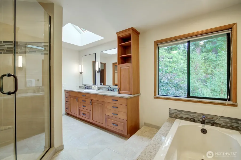 3620 169th Avenue NE Bellevue WA 98008