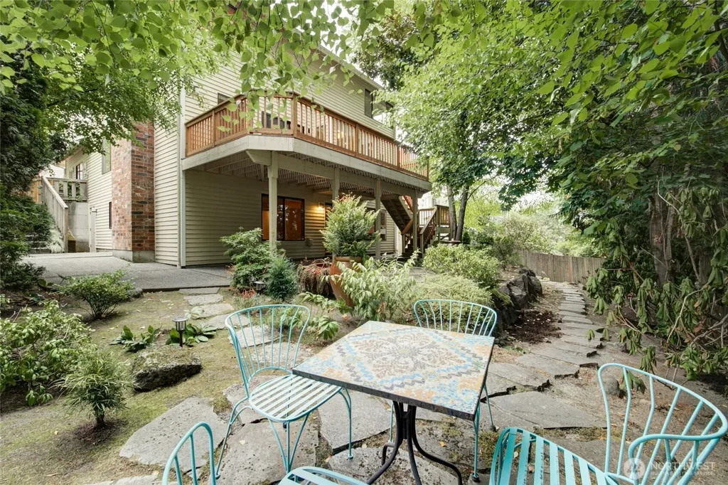 3620 169th Avenue NE Bellevue WA 98008