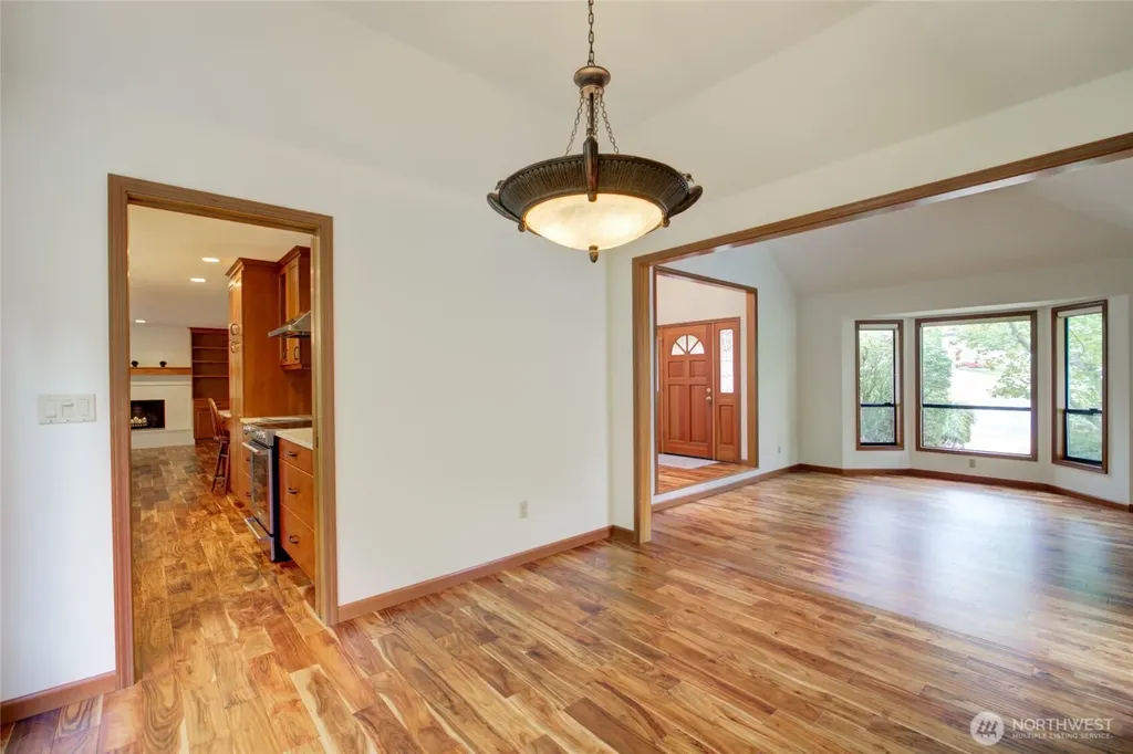 3620 169th Avenue NE Bellevue WA 98008