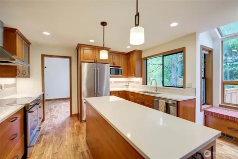 3620 169th Avenue NE Bellevue WA 98008
