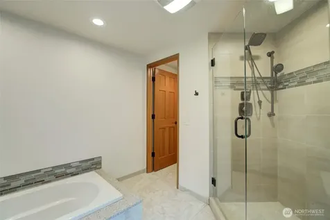 3620 169th Avenue NE Bellevue WA 98008