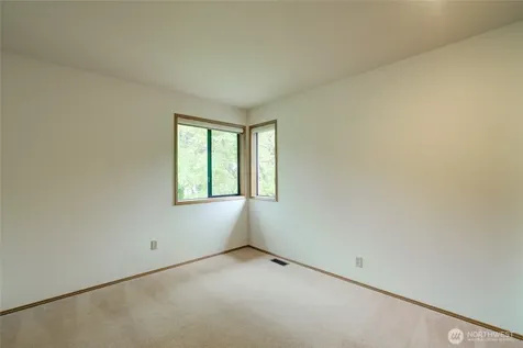 3620 169th Avenue NE Bellevue WA 98008