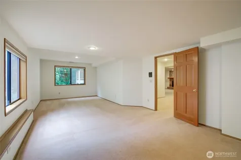 3620 169th Avenue NE Bellevue WA 98008