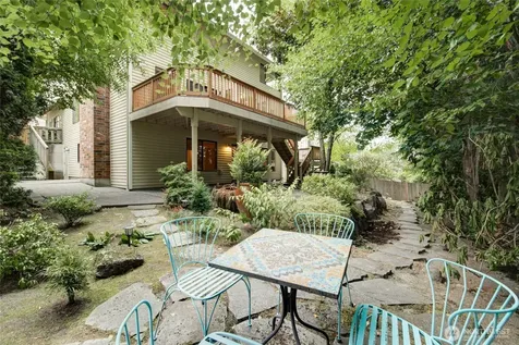 3620 169th Avenue NE Bellevue WA 98008