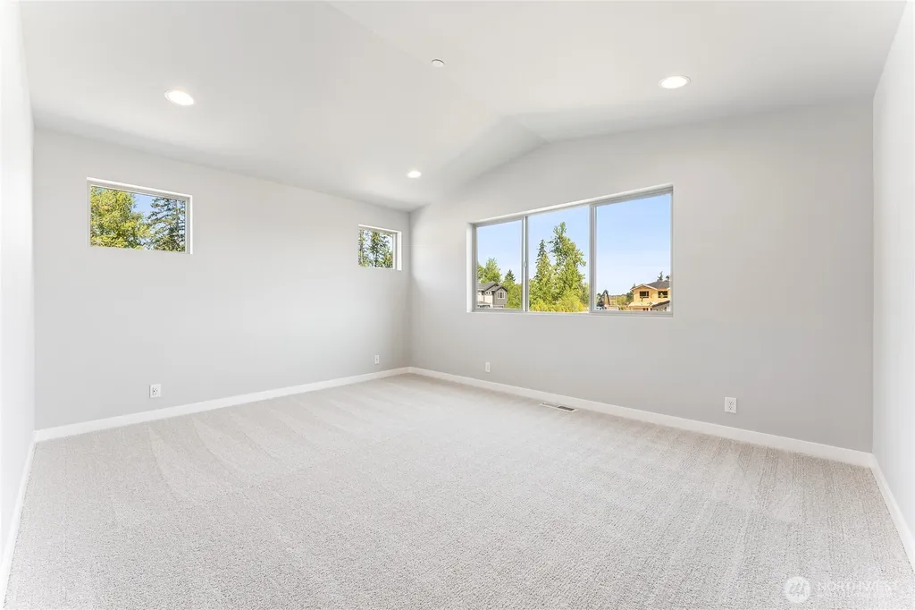 13929 179th Street E Puyallup WA 98374