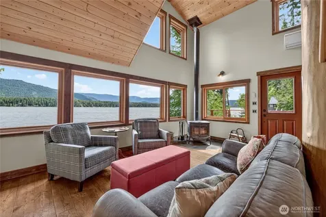 16120 Cedar Brae Road Leavenworth WA 98826