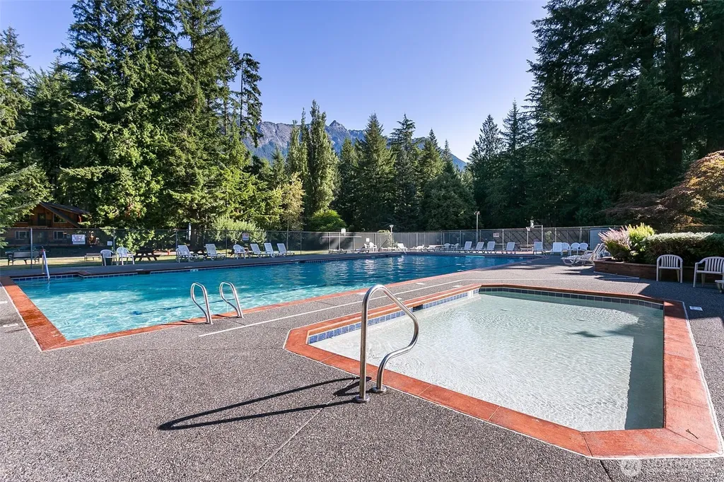 7138 Rainier Way Glacier WA 98244