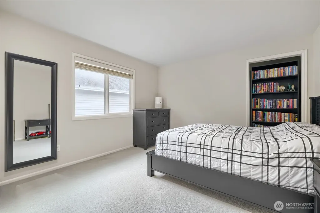 916 275th Place SE Sammamish WA 98075