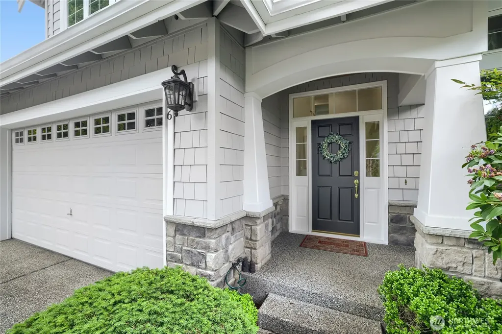 916 275th Place SE Sammamish WA 98075