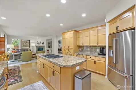 916 275th Place SE Sammamish WA 98075