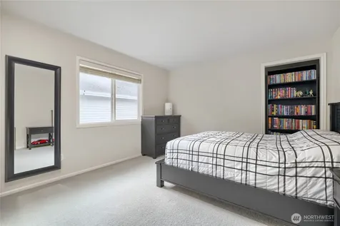 916 275th Place SE Sammamish WA 98075