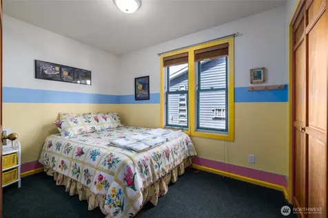 754 Livingston Bay Shore Drive Camano Island WA 98282