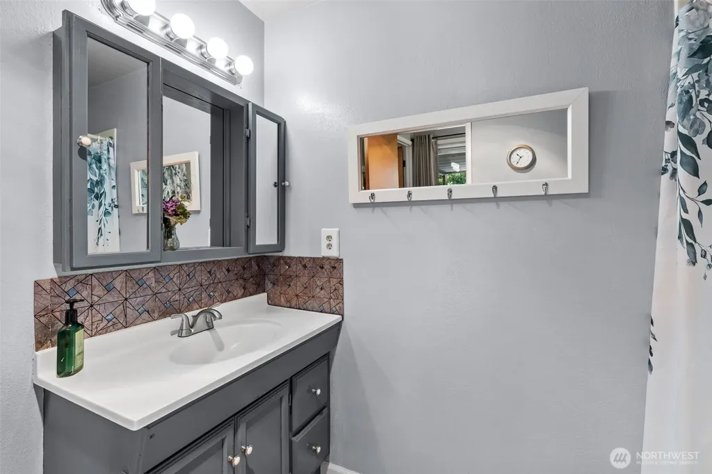 1005 20th Street SE Auburn WA 98002