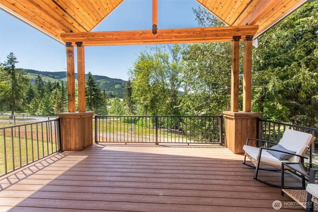 2154 Doe Run Road Sequim WA 98382