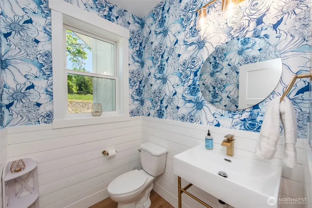2154 Doe Run Road Sequim WA 98382