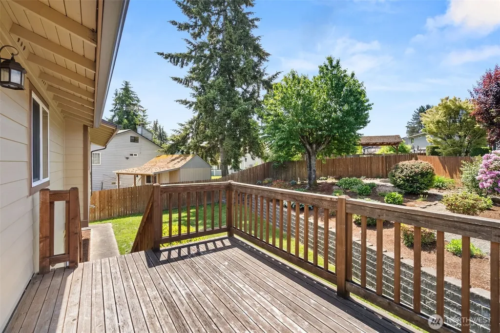 14515 SE 274th Street Kent WA 98042