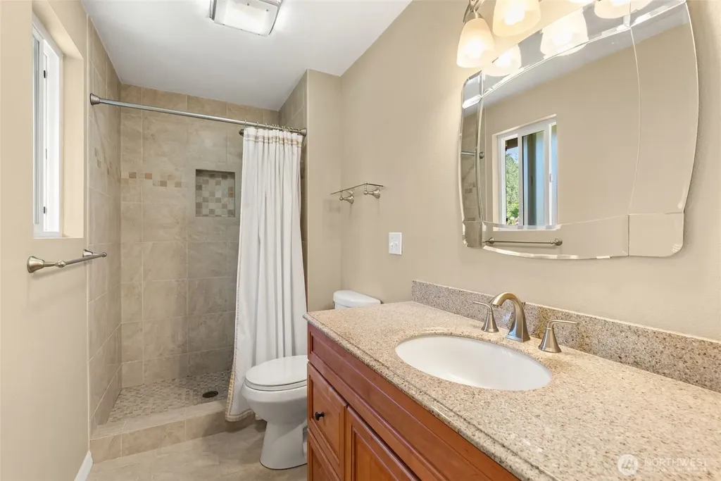 14515 SE 274th Street Kent WA 98042