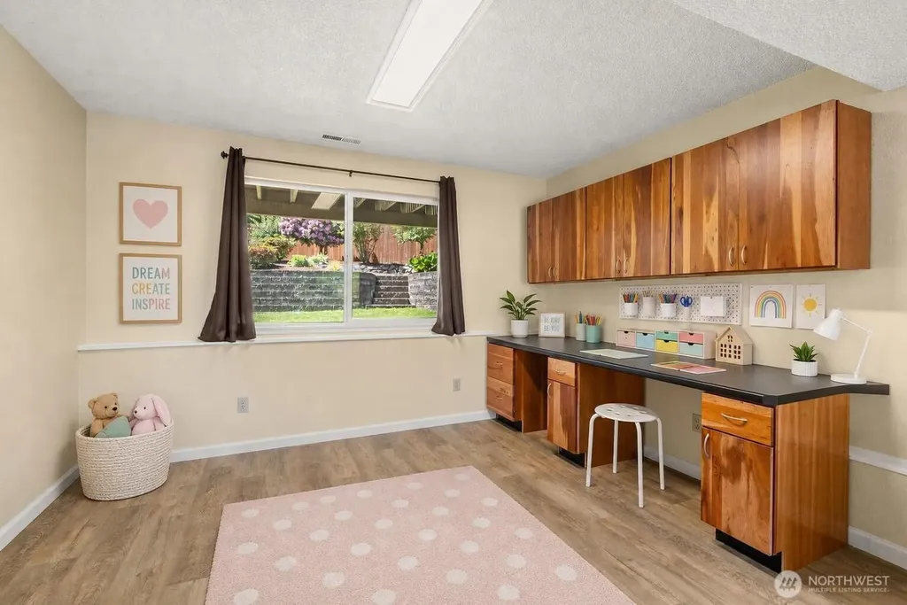 14515 SE 274th Street Kent WA 98042