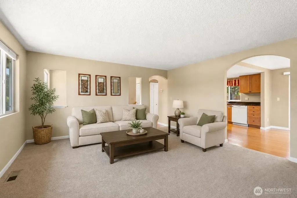 14515 SE 274th Street Kent WA 98042