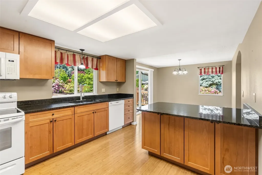 14515 SE 274th Street Kent WA 98042