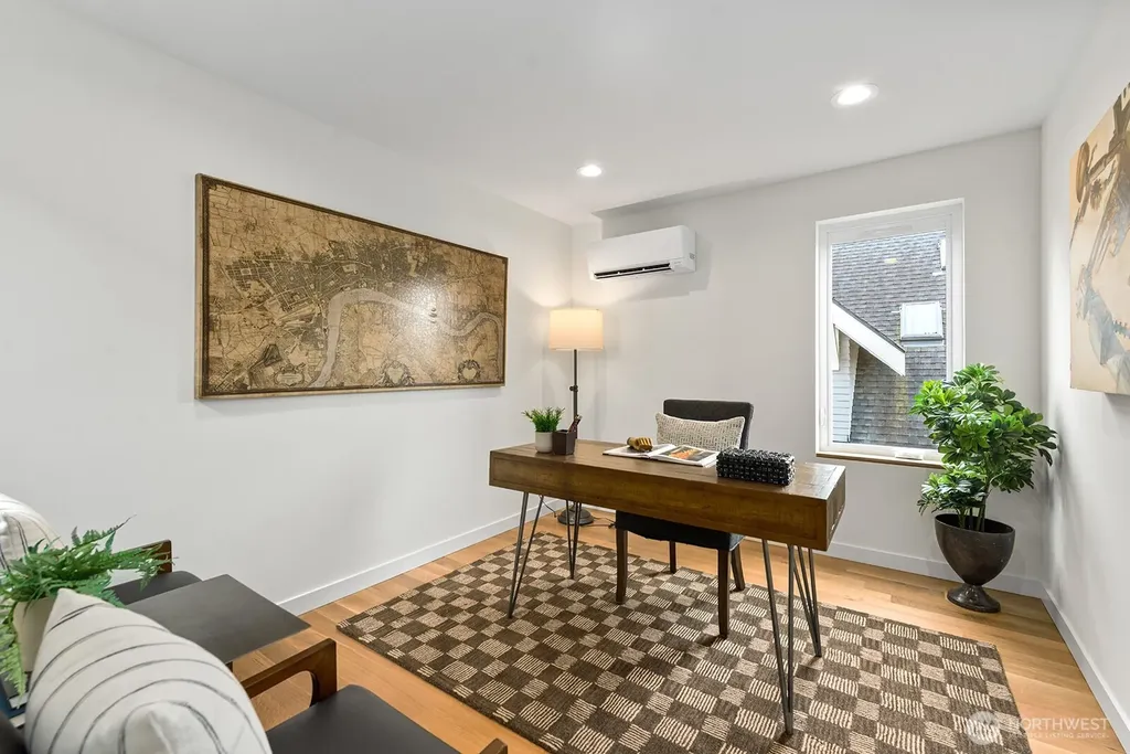 4122 Burke Avenue N Seattle WA 98103