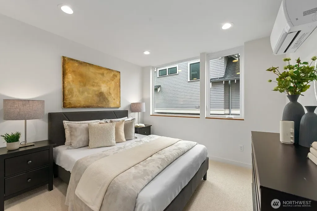 4122 Burke Avenue N Seattle WA 98103