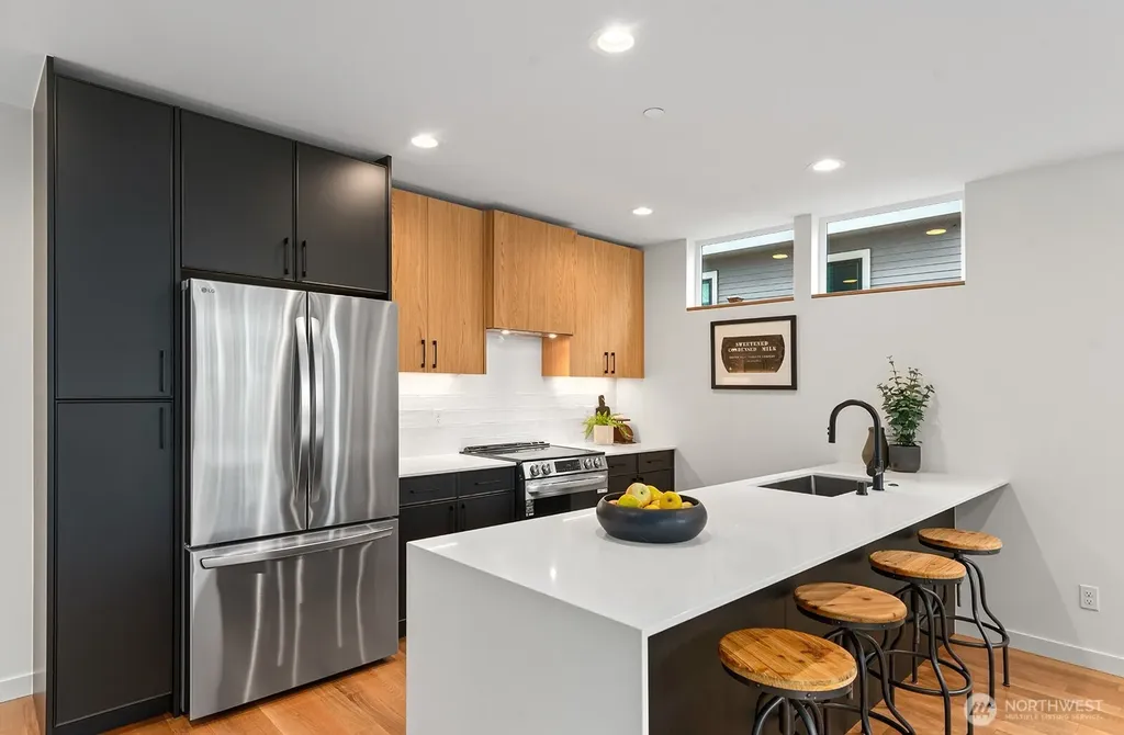 4122 Burke Avenue N Seattle WA 98103