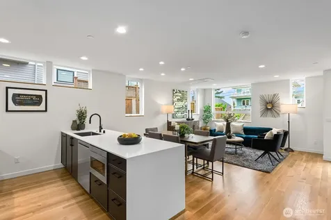 4122 Burke Avenue N Seattle WA 98103