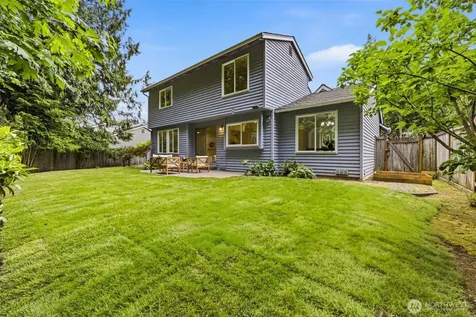 2735 233rd Place NE Sammamish WA 98074
