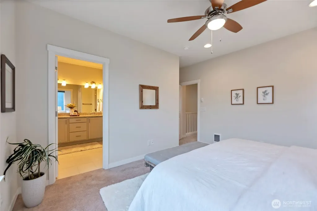 14671 36th Court NE Lake Forest Park WA 98155
