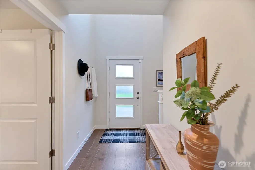 14671 36th Court NE Lake Forest Park WA 98155