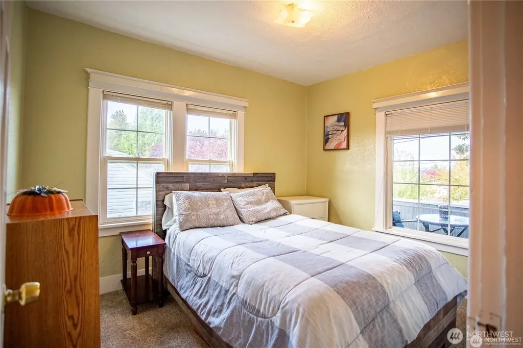 181 SE 9th Street Chehalis WA 98532