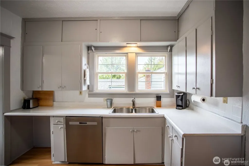 181 SE 9th Street Chehalis WA 98532