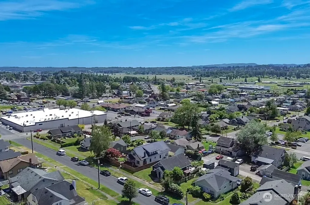 181 SE 9th Street Chehalis WA 98532