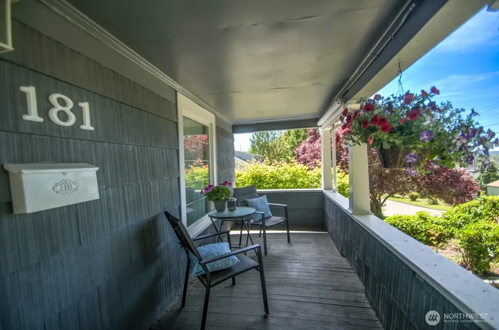 181 SE 9th Street Chehalis WA 98532