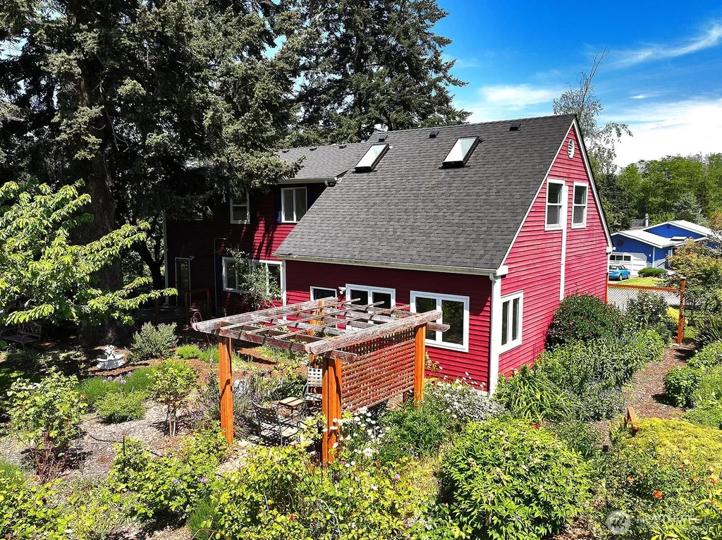 730 Gleason Lane Langley WA 98260