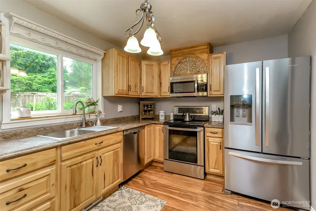 12111 213th Avenue Ct E Bonney Lake WA 98391