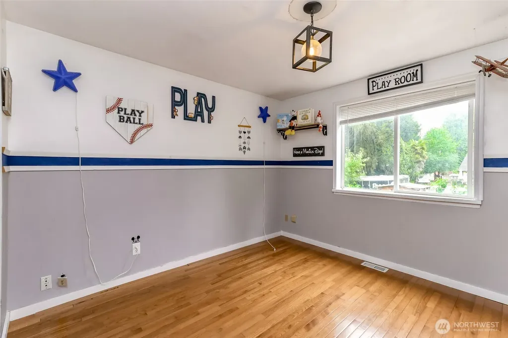 12111 213th Avenue Ct E Bonney Lake WA 98391