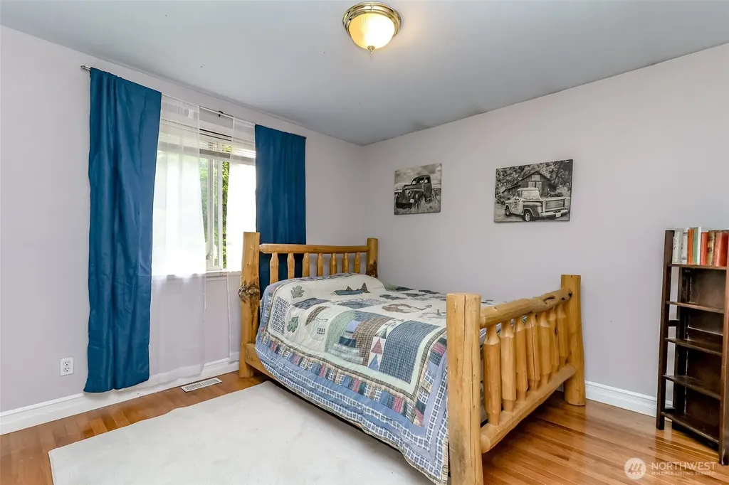 12111 213th Avenue Ct E Bonney Lake WA 98391