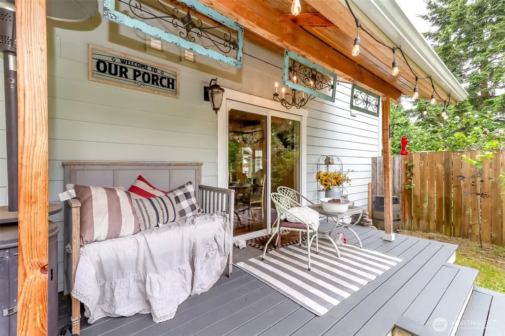 12111 213th Avenue Ct E Bonney Lake WA 98391
